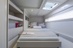 Leopard 51ft Yacht on rent : Bedroom pic
